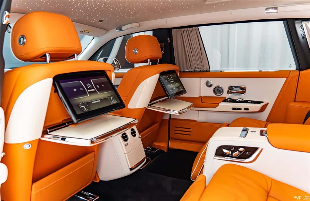 Rolls-Royce Phantom, 2019 12