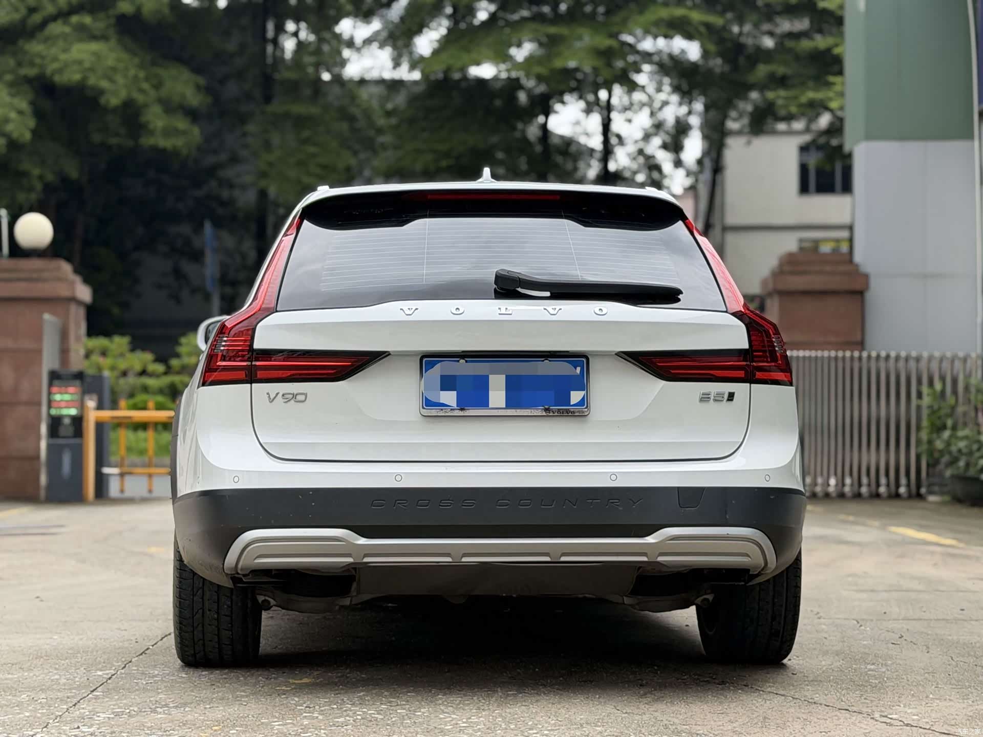 Volvo V90, 2020 8