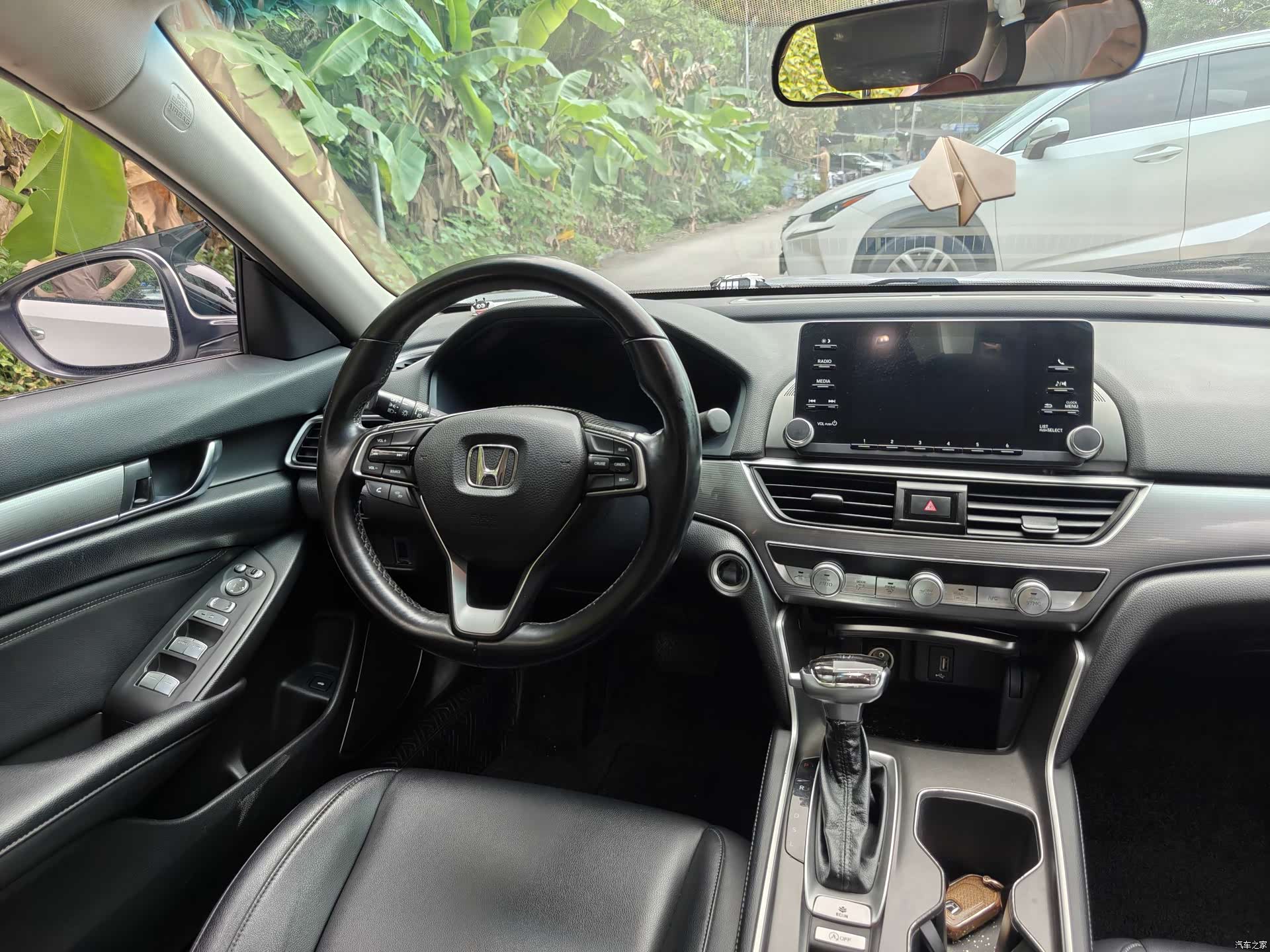Honda Accord, 2020 все фото