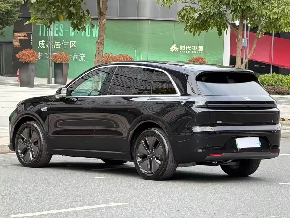 Li Auto Ideal L6