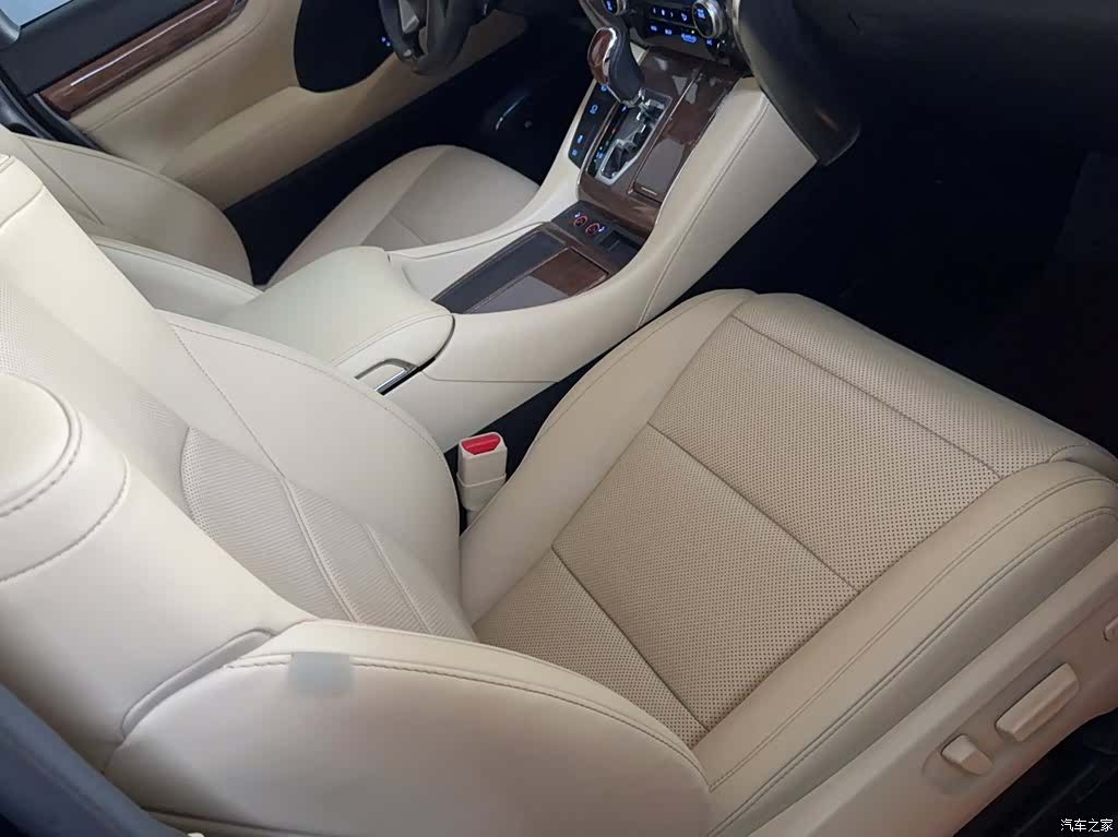 Toyota Alphard, 2017 4