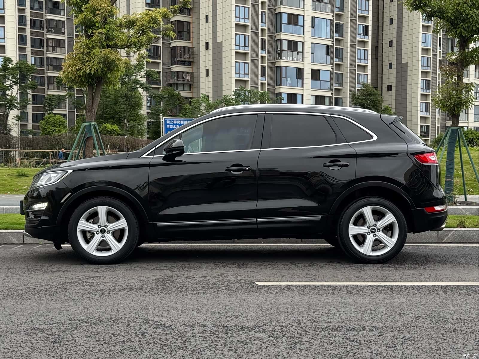 Lincoln MKC, 2018 15