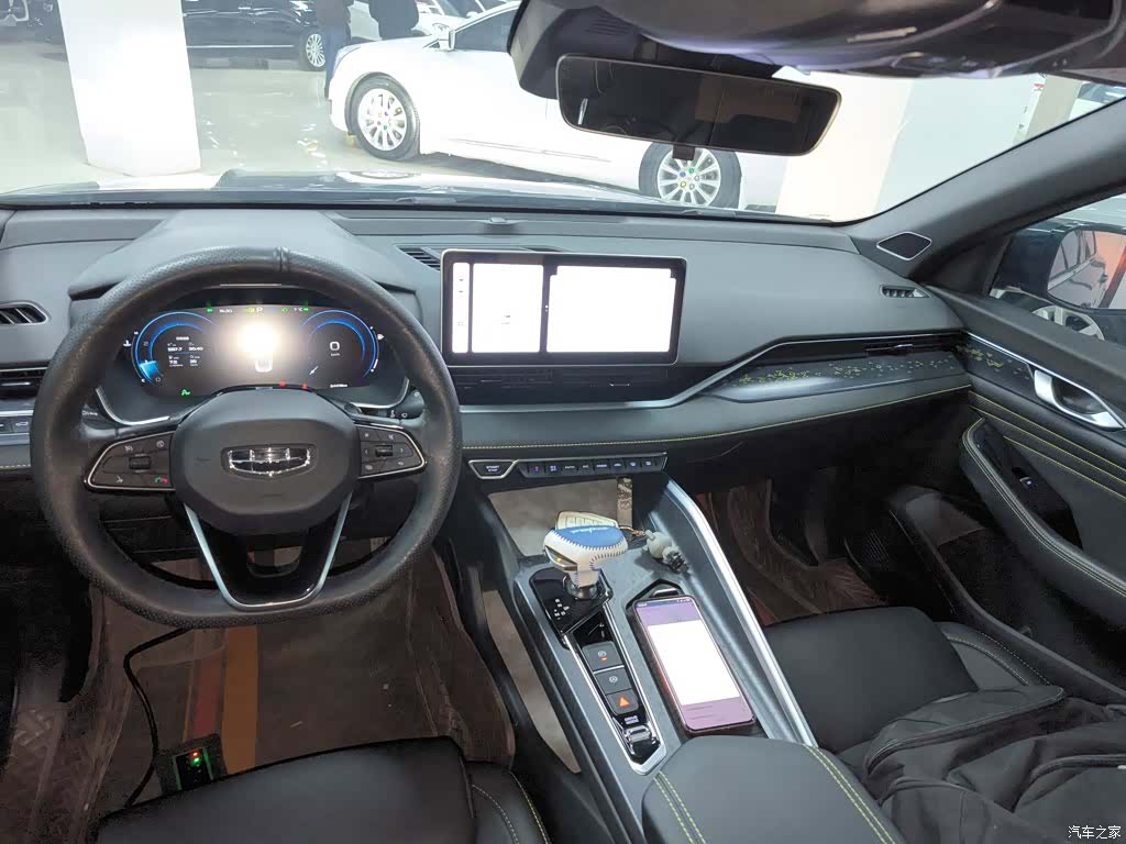 Geely Preface, 2024 13