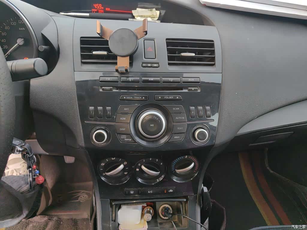 Mazda 3, 2015 6