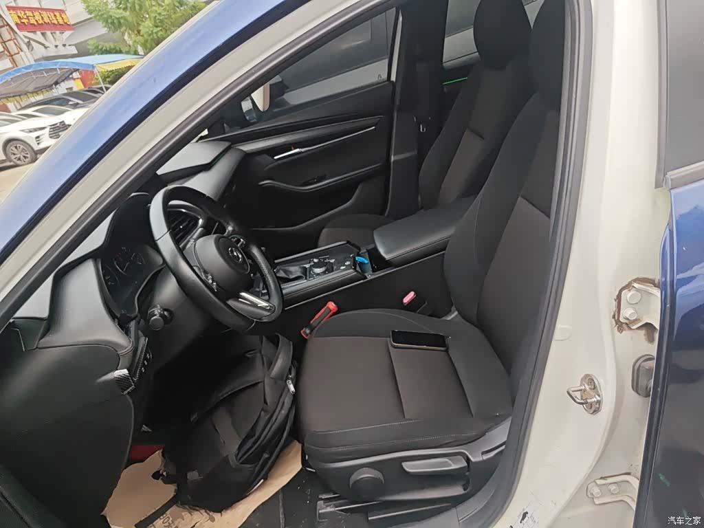 Mazda Mazda3, 2020 11