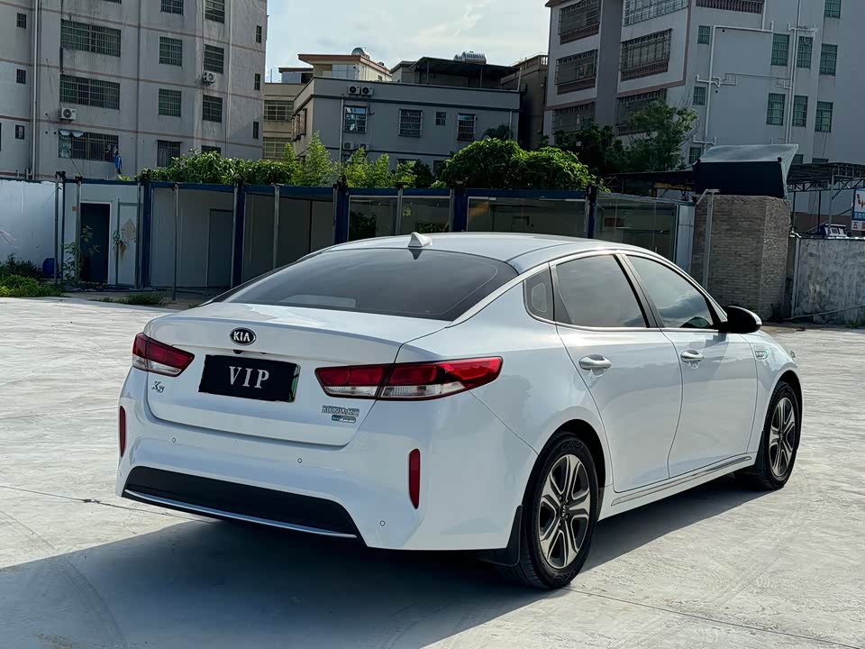 Kia K5 Kia K5