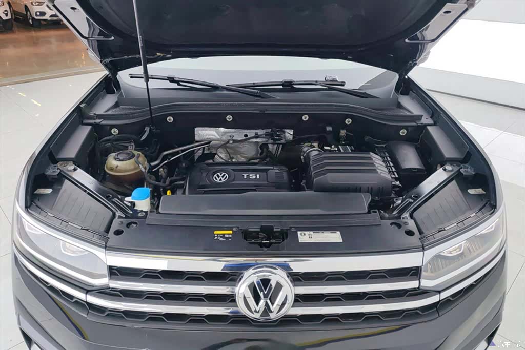 Volkswagen Teramont X, 2021 10