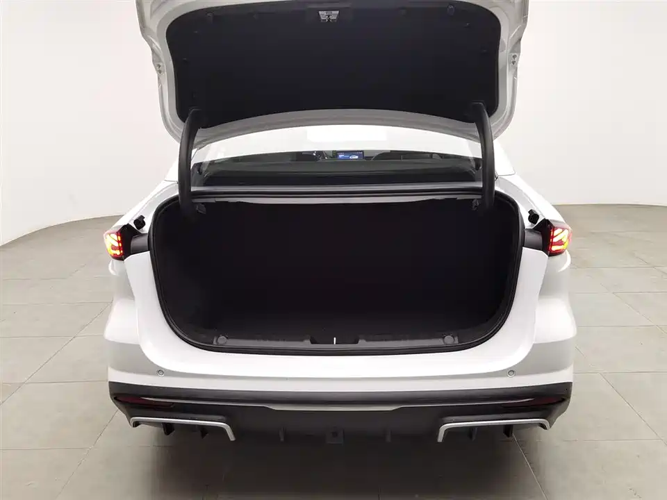 Geely Galaxy Galaxy L6