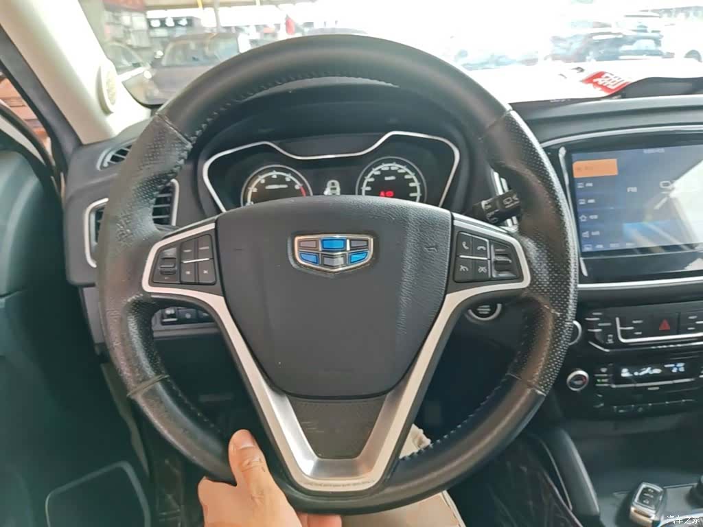 Geely X6, 2018 7