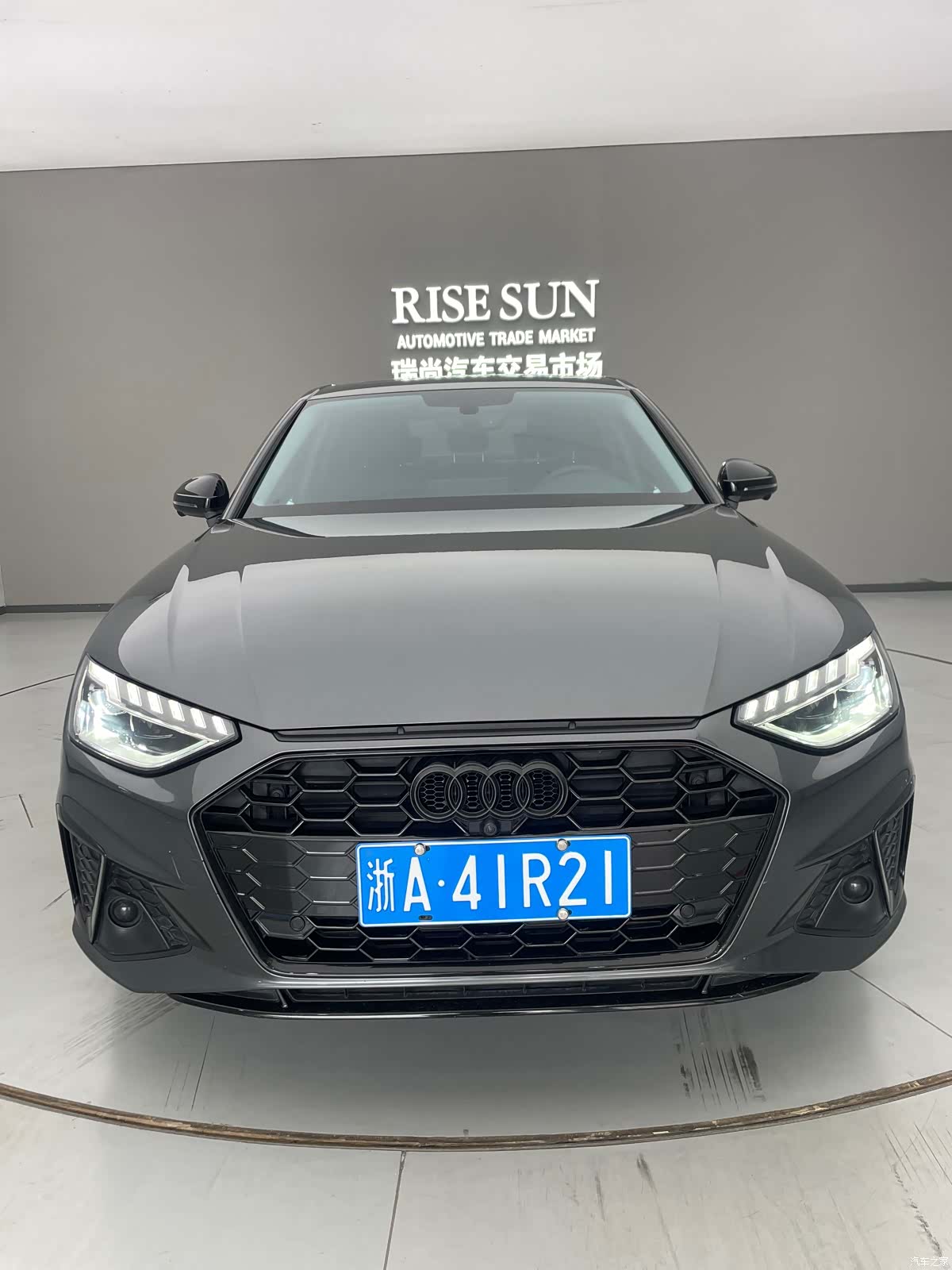 Audi A4L, 2022 4