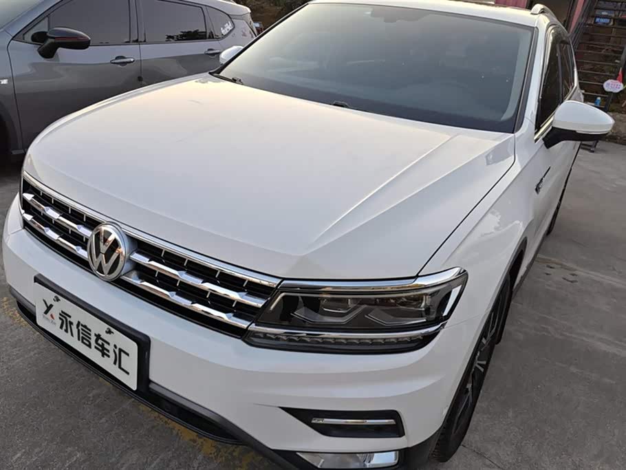 Volkswagen Tiguan L