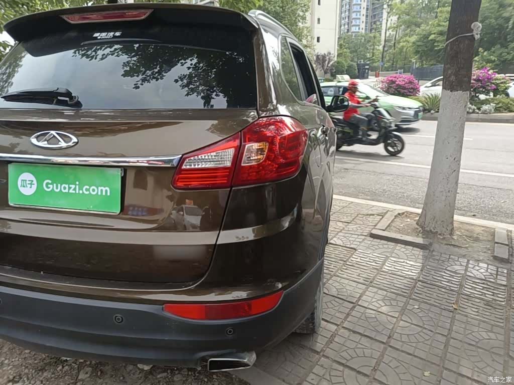 Chery 5, 2015 8