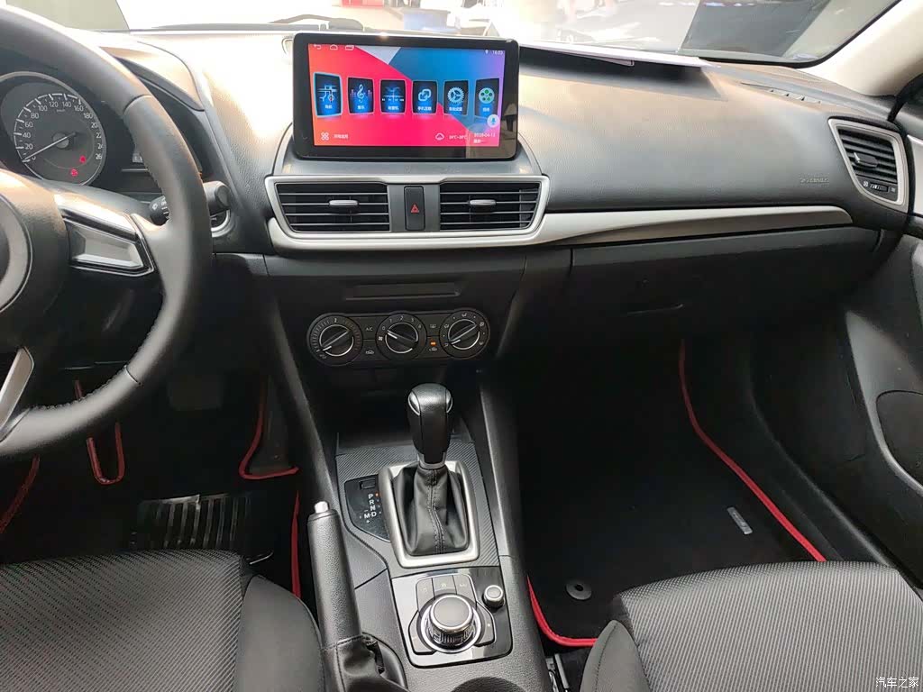Mazda Mazda3, 2019 все фото