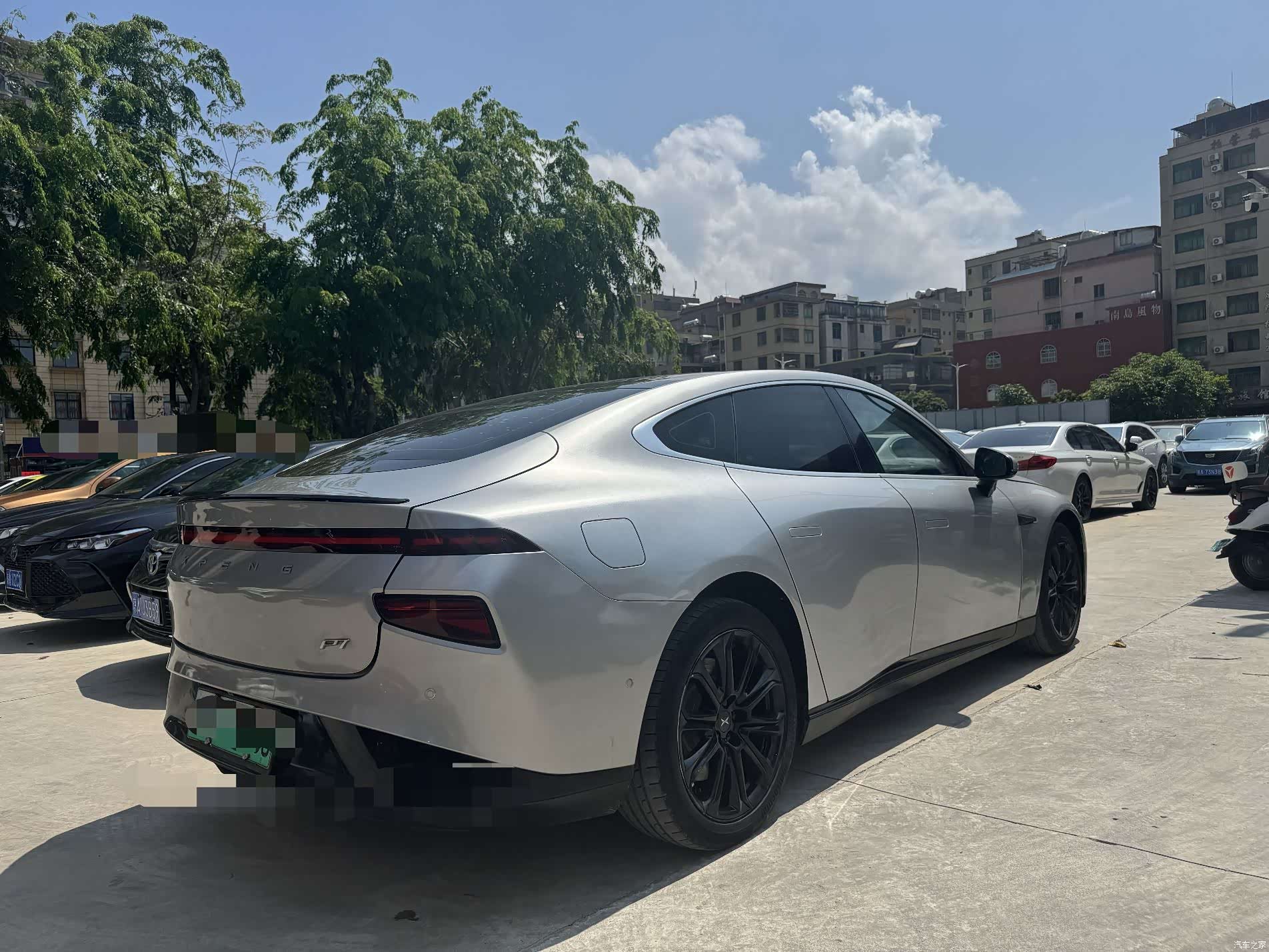 Xpeng P7, 2023 16