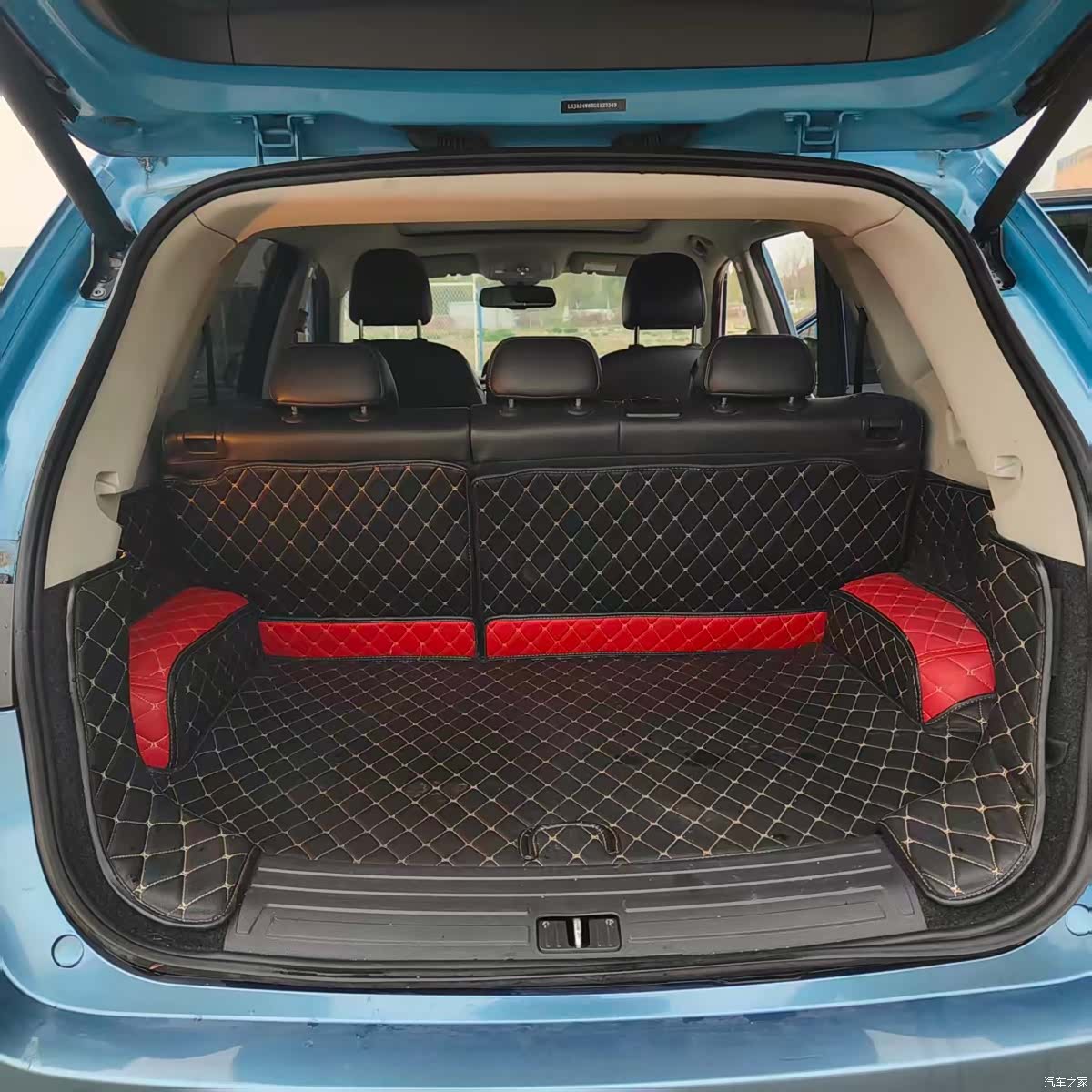 Roewe RX5, 2017 7