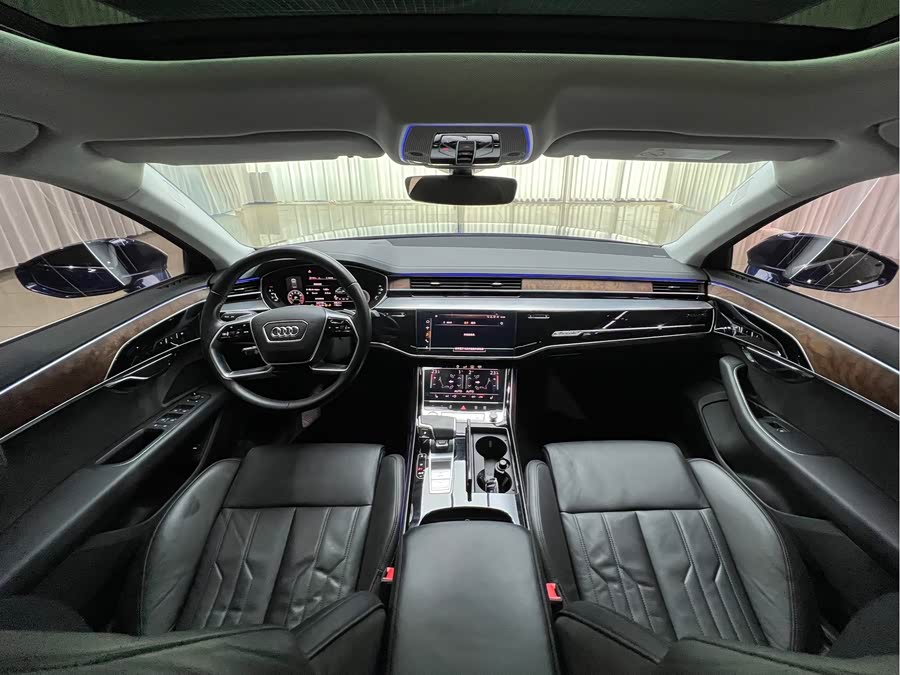 Audi A8 2020, фото 12