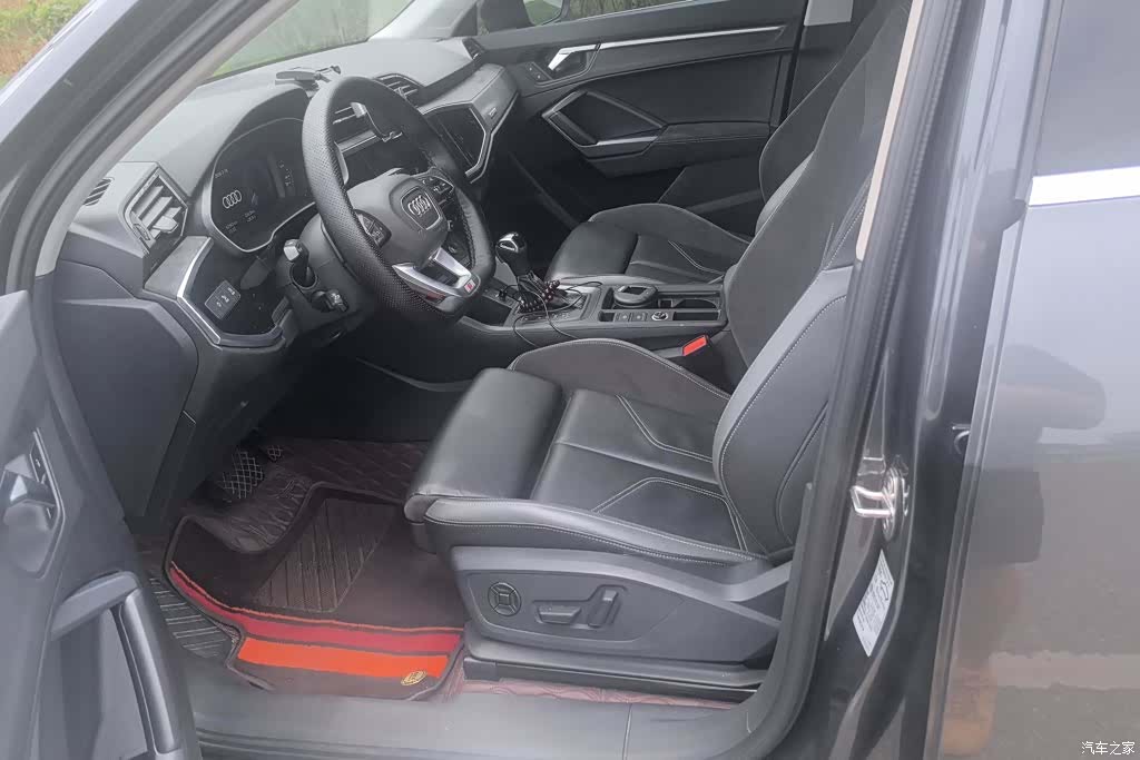 Audi Q3, 2021 9