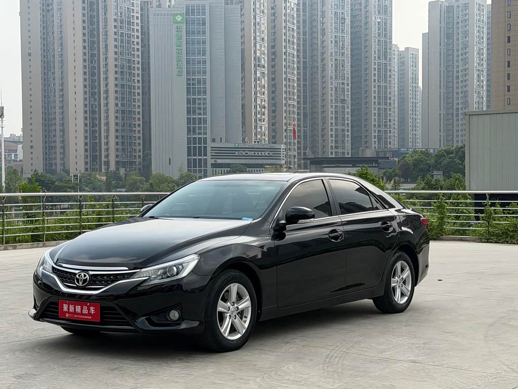 Toyota Reiz