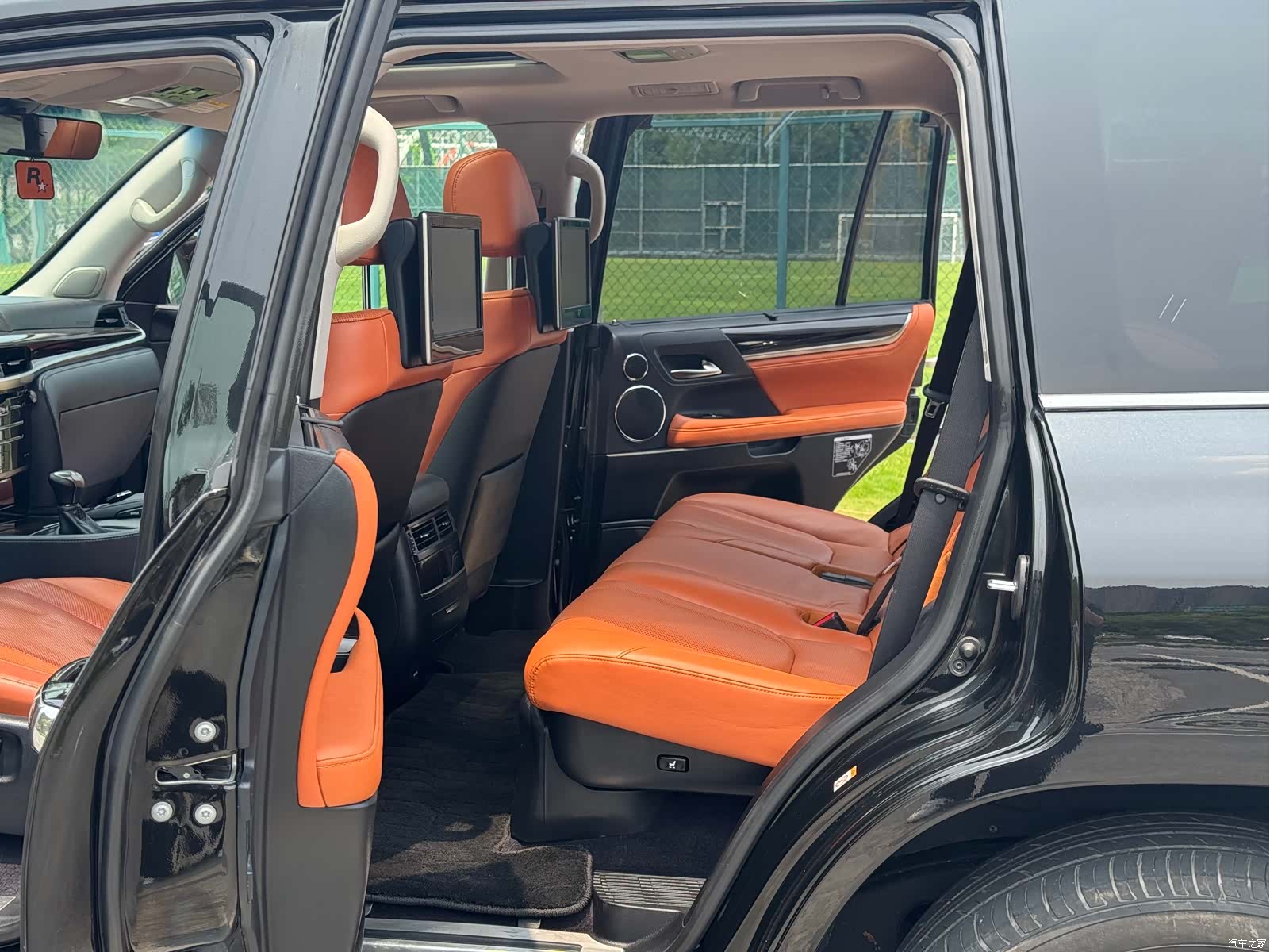 Lexus LX, 2018 6
