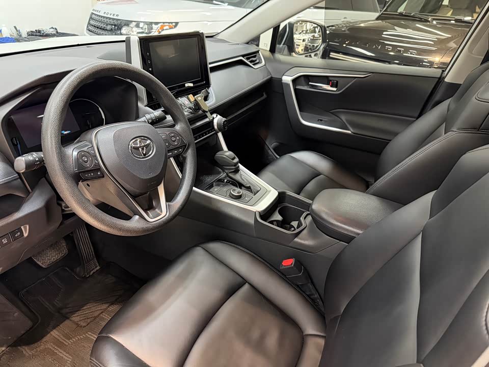 Toyota RAV4 Rongfang