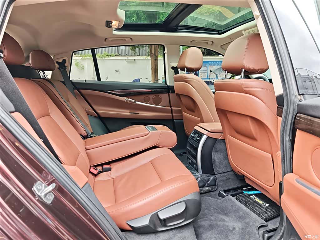 BMW 5 Series, 2014 21