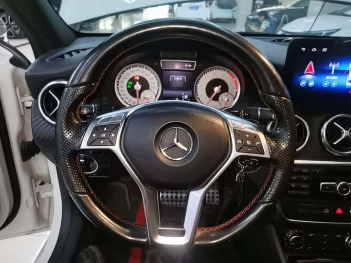 Mercedes-Benz A-Class 2015 A 200 Sport