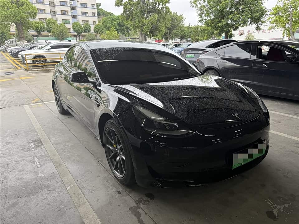 Tesla Model 3 Tesla Model 3