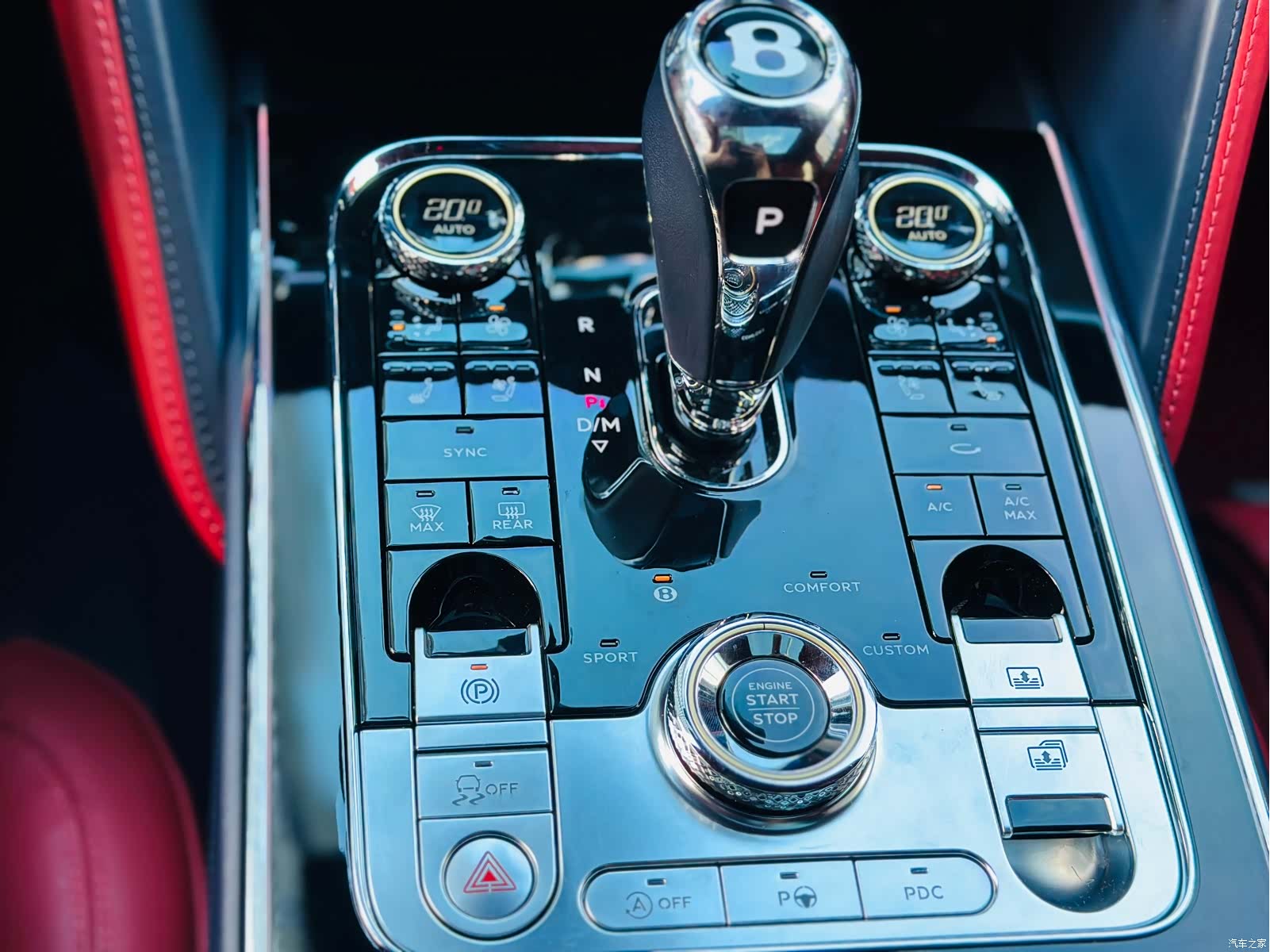 Bentley Flying Spur, 2023 15