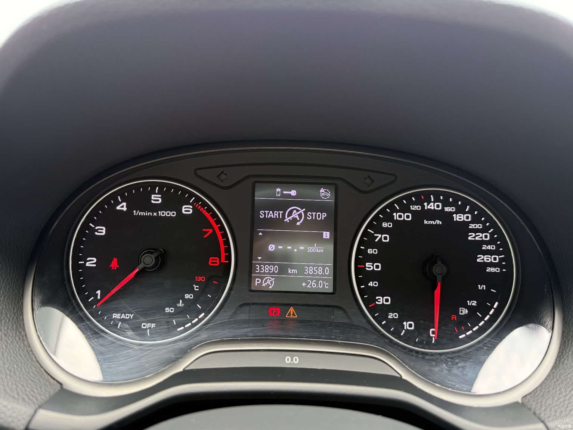 Audi Q2L, 2022 10