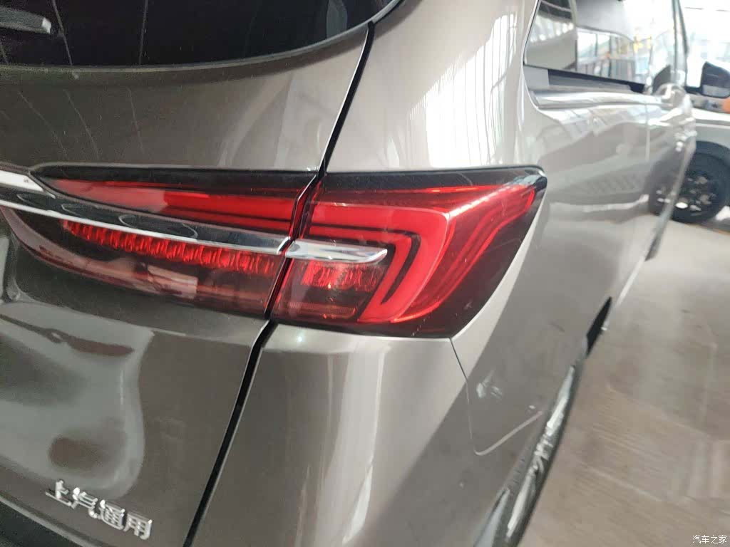 Buick GL8, 2021 24