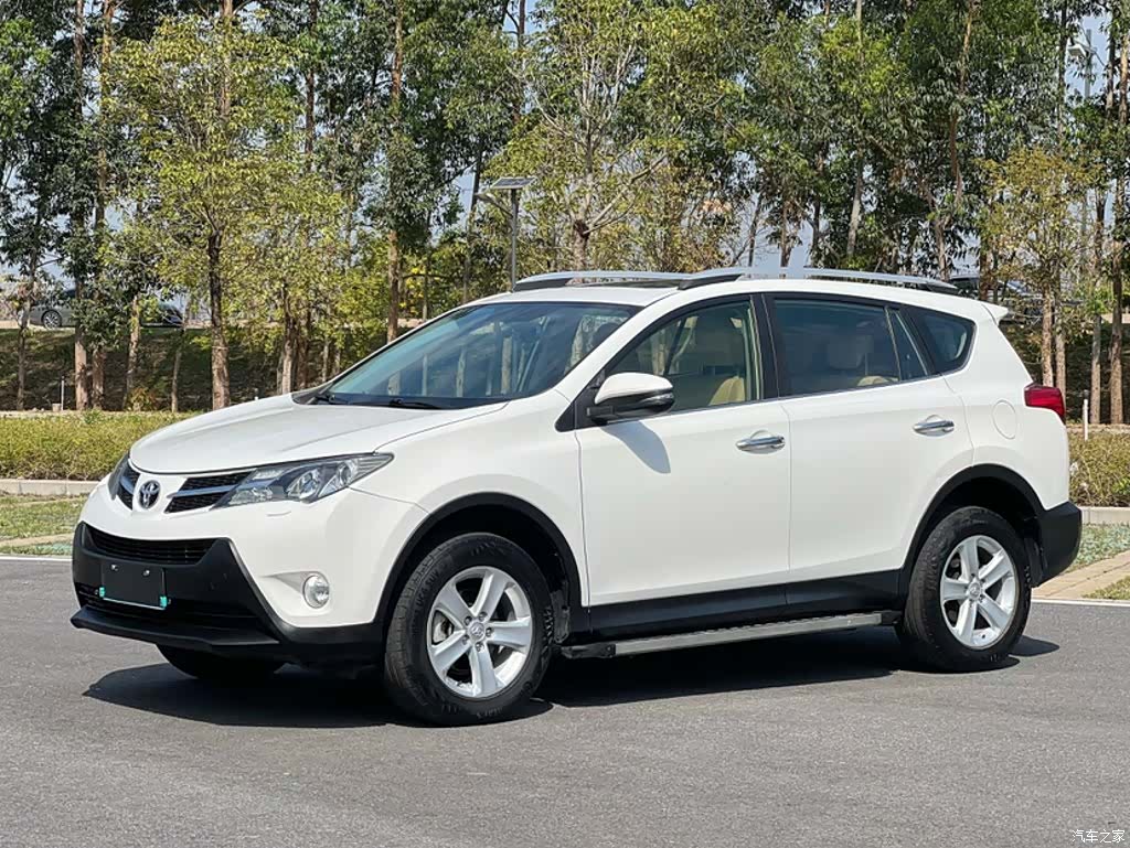 Toyota RAV4, 2014 1