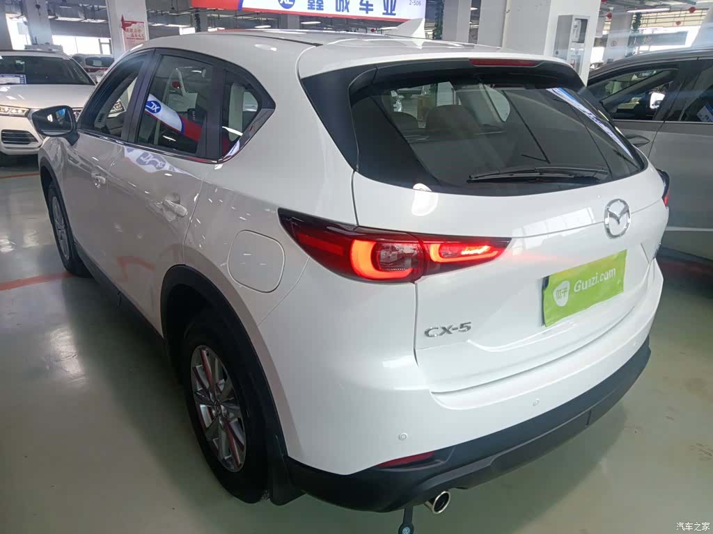 Mazda CX-5, 2025 все фото