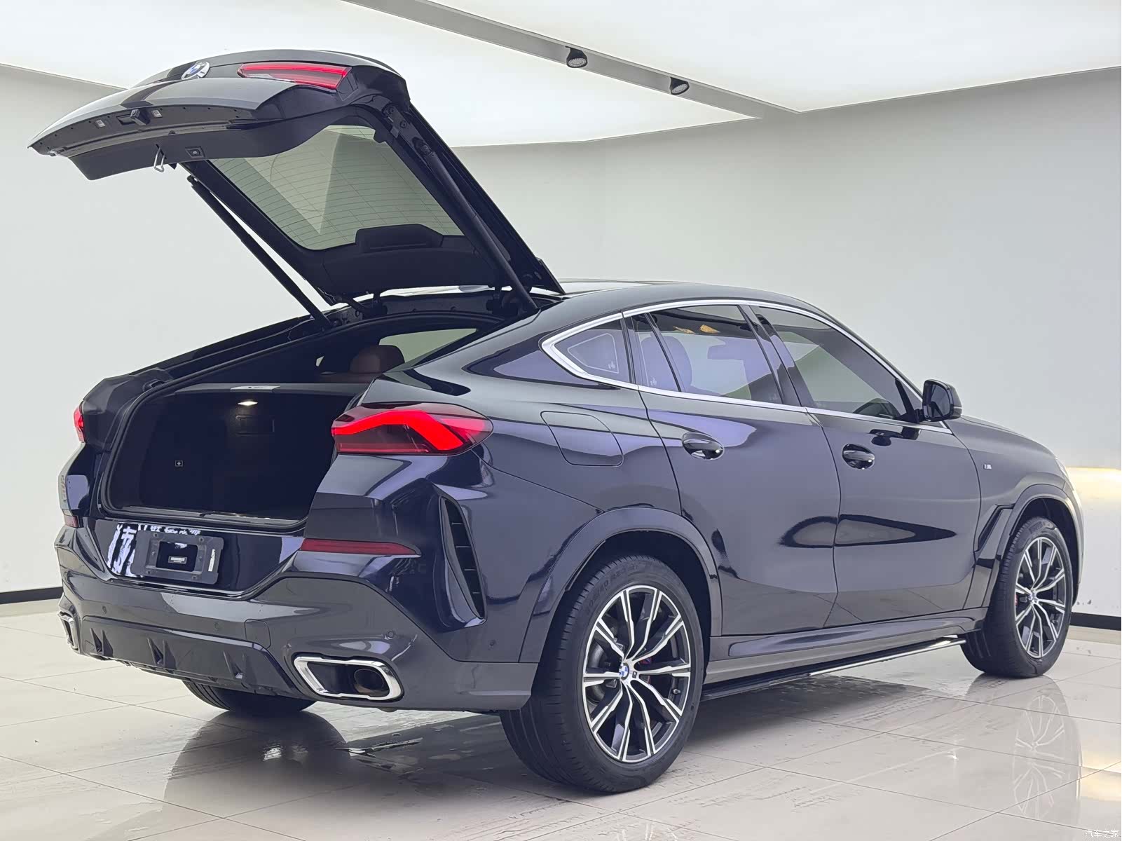 BMW X6, 2020 10