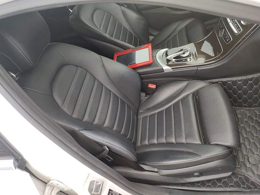 Mercedes-Benz C-Class 2017, фото 25