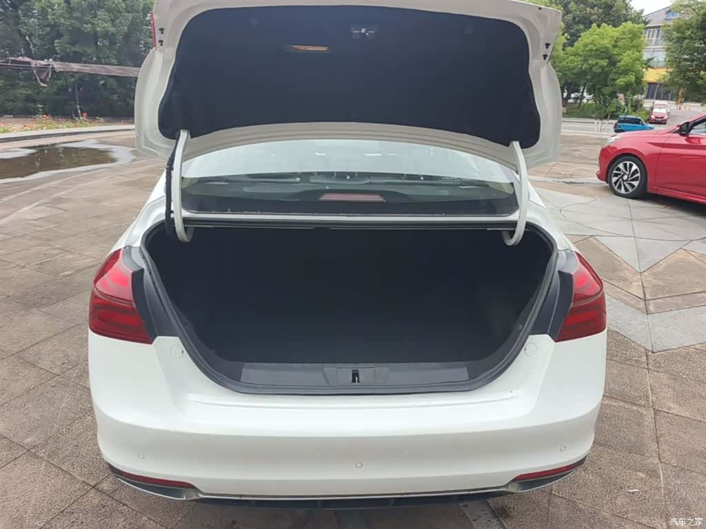 Geely Emgrand, 2018 19