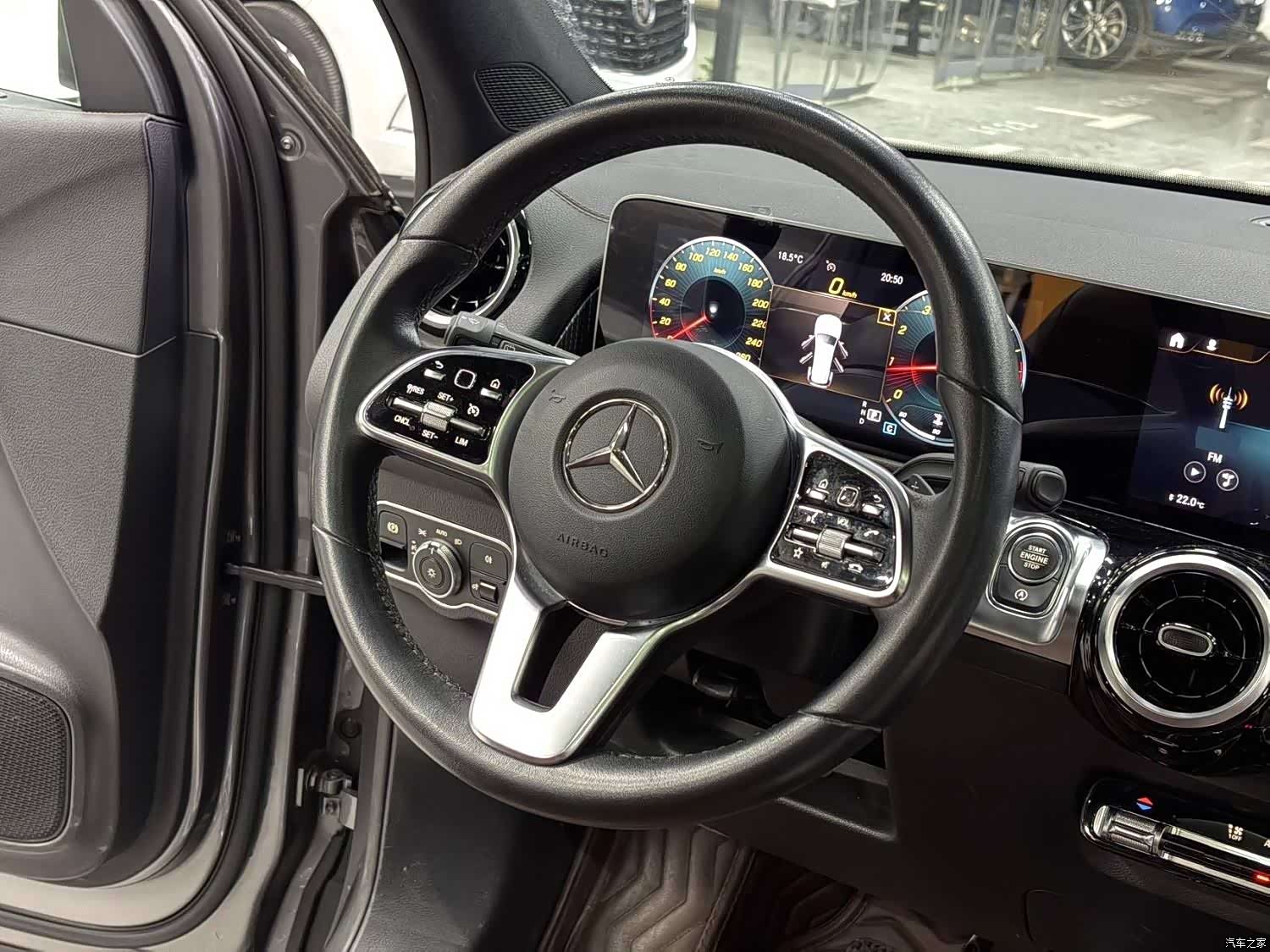 Mercedes-Benz GLB, 2020 4