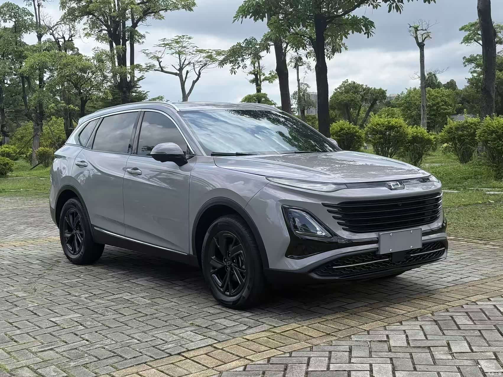 Bestune T90, 2025 3