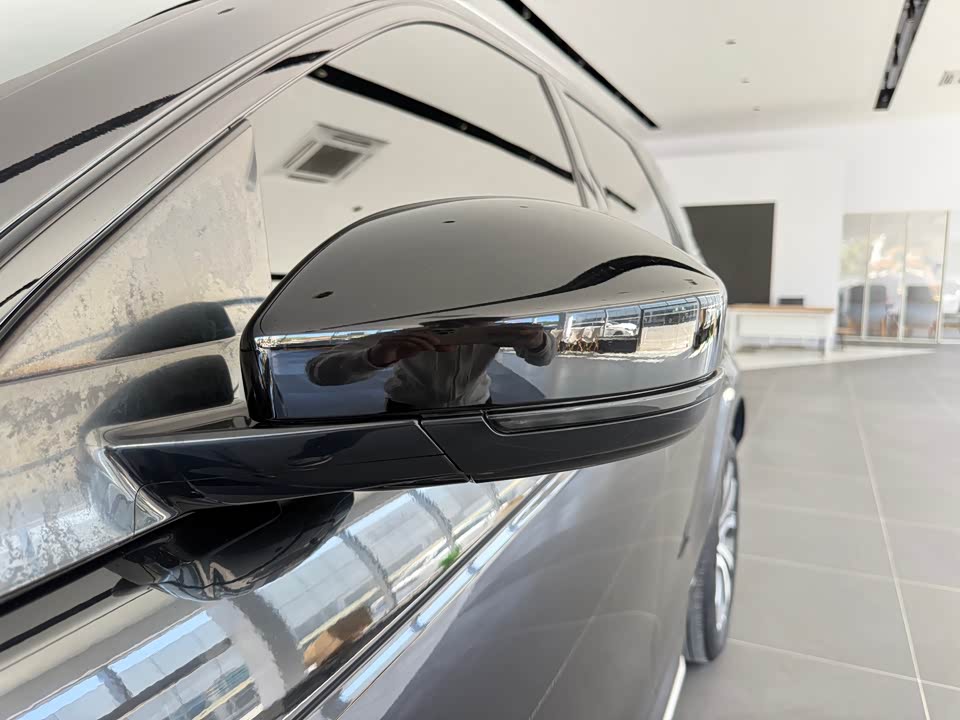 Land Rover Discover sports