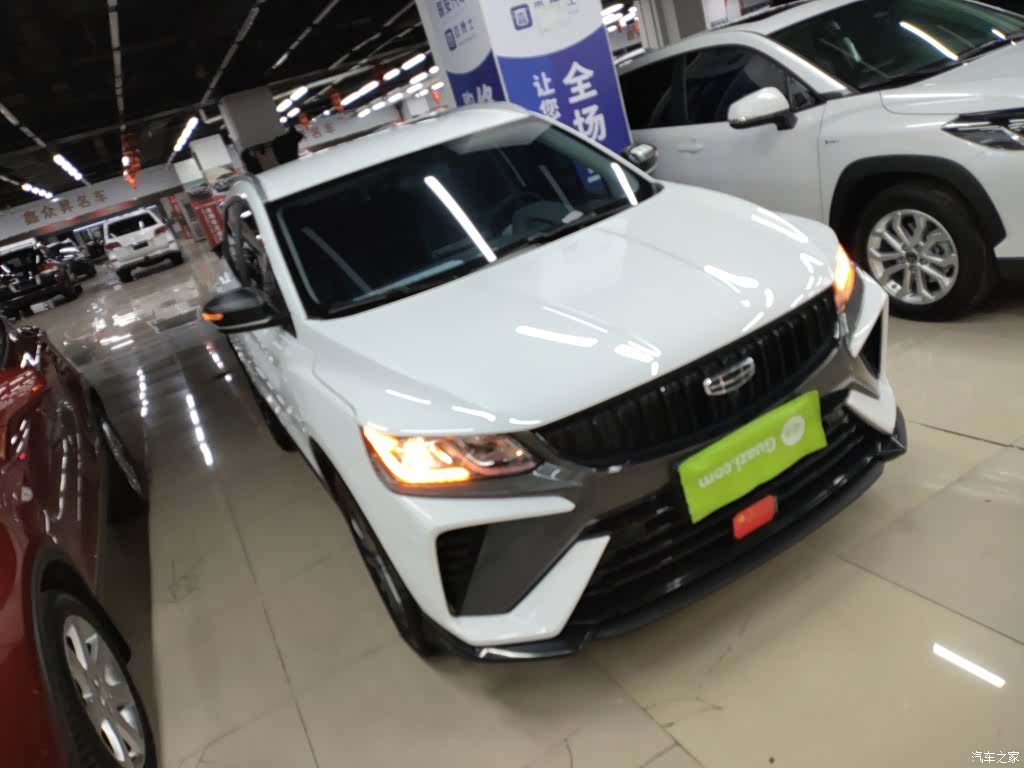 Geely Coolray, 2025 4