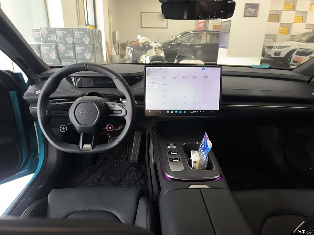 Xiaomi SU7, 2025 10