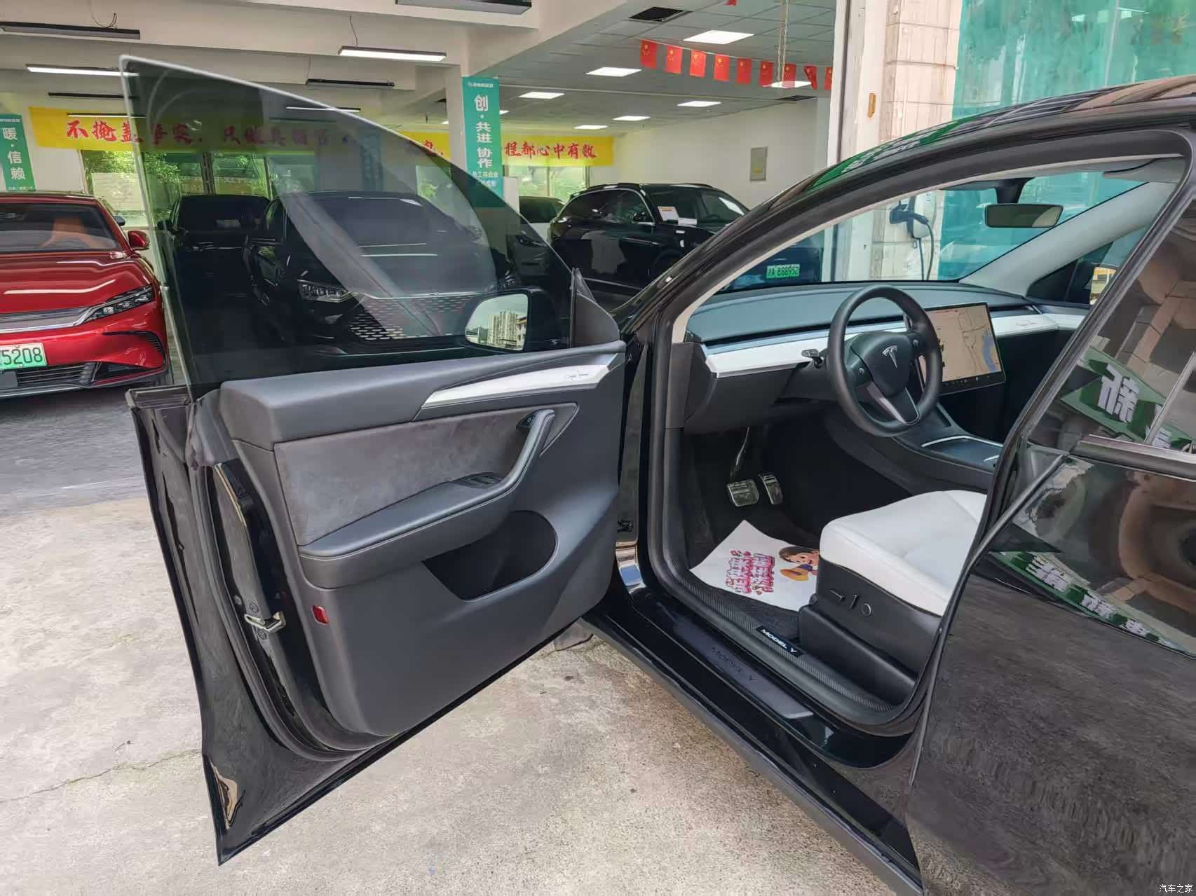 Tesla Model Y, 2022 6