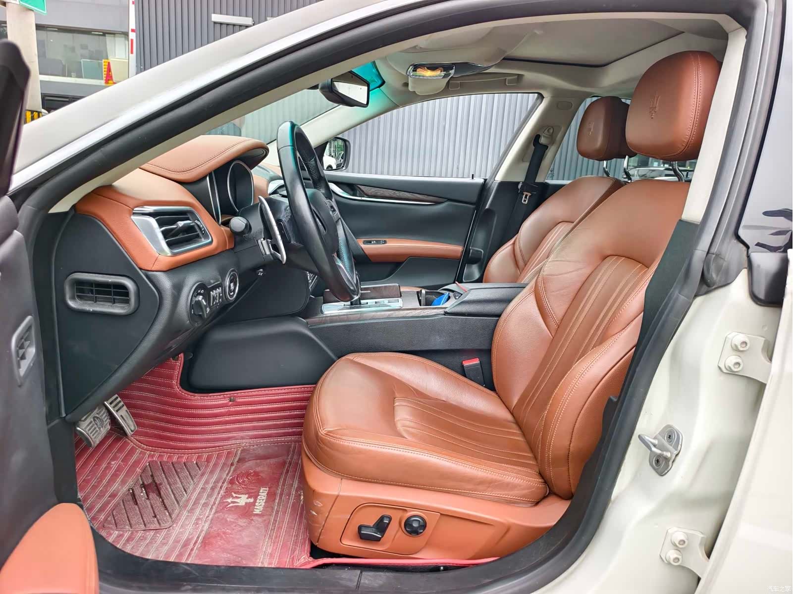 Maserati Ghibli, 2016 9