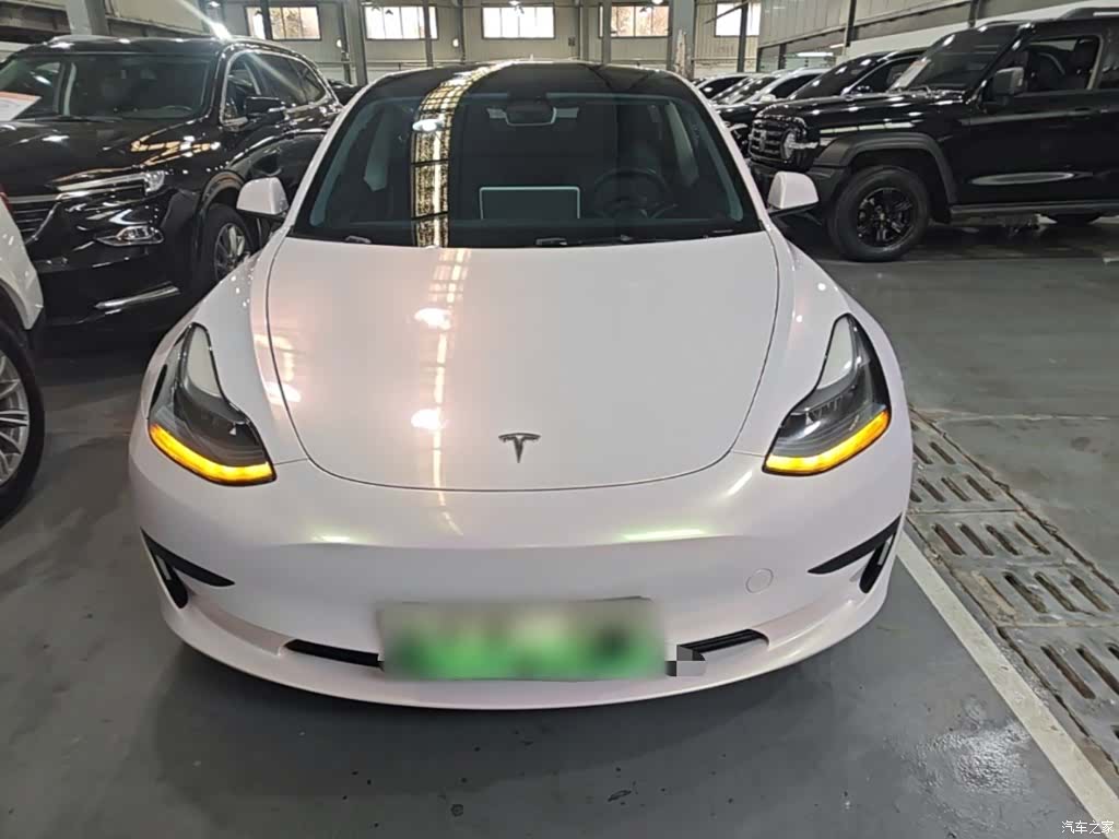 Tesla Model 3, 2023 3