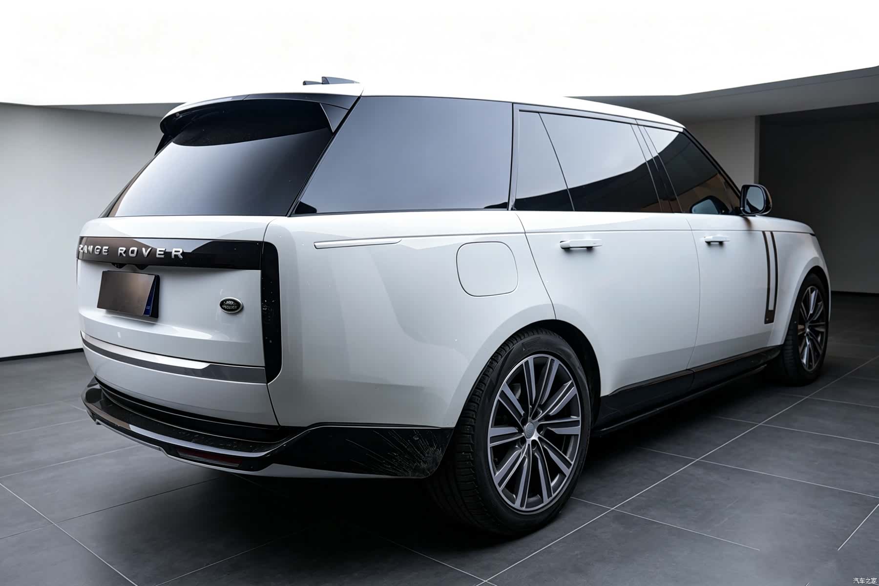Land Rover Range Rover, 2024 все фото