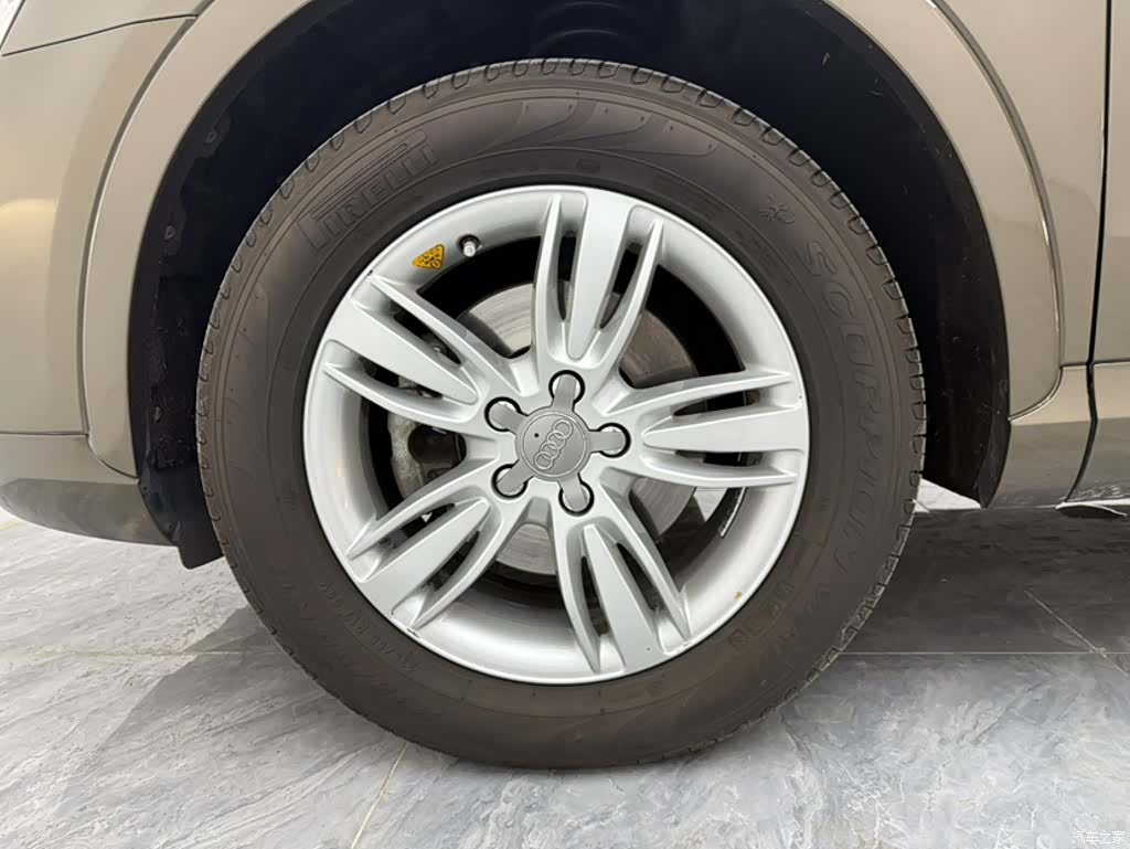 Audi Q3, 2015 12