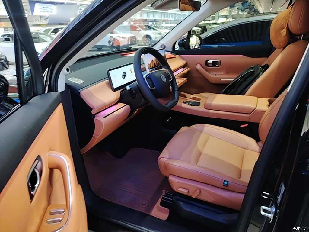 Leapmotor C16, 2025 16