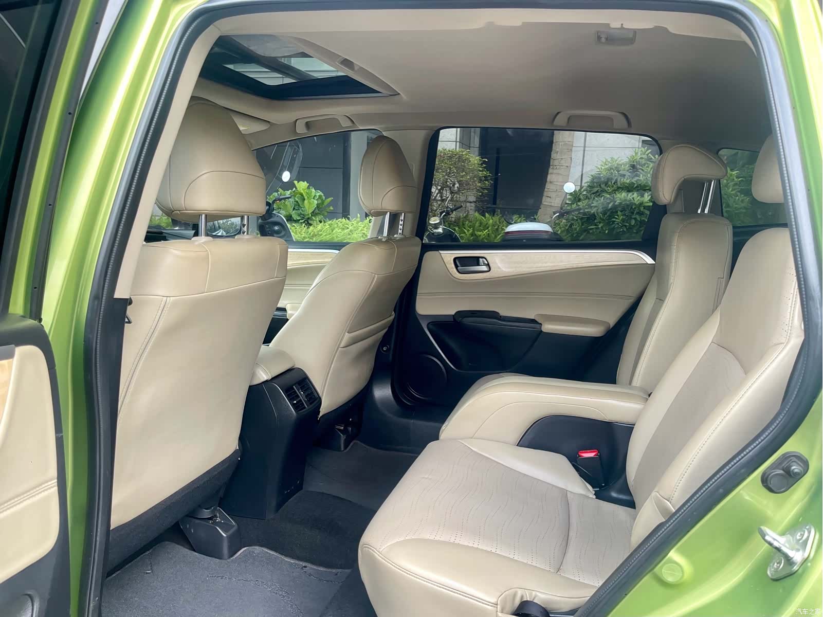Honda Jade, 2014 6