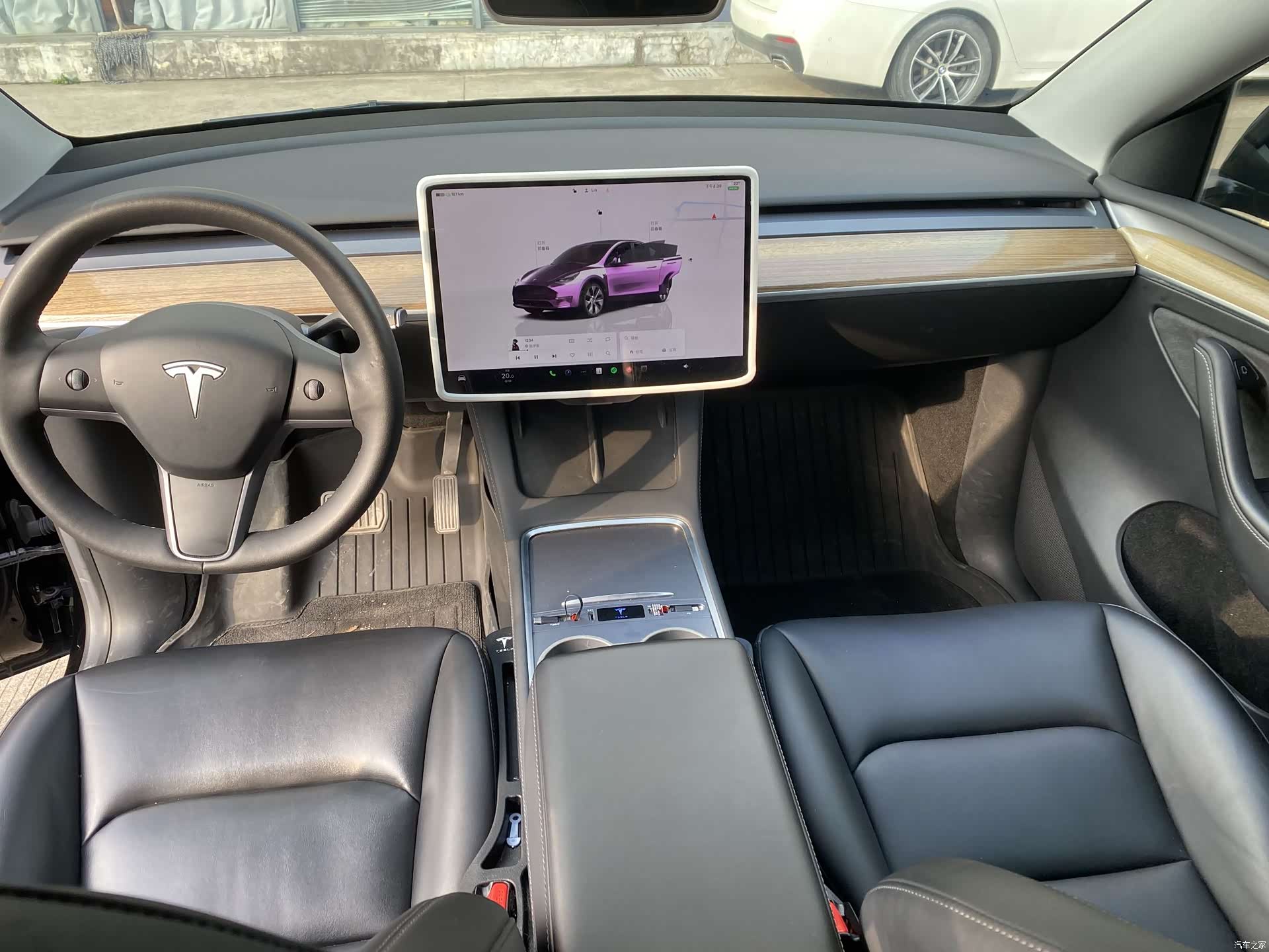 Tesla Model Y, 2022 9