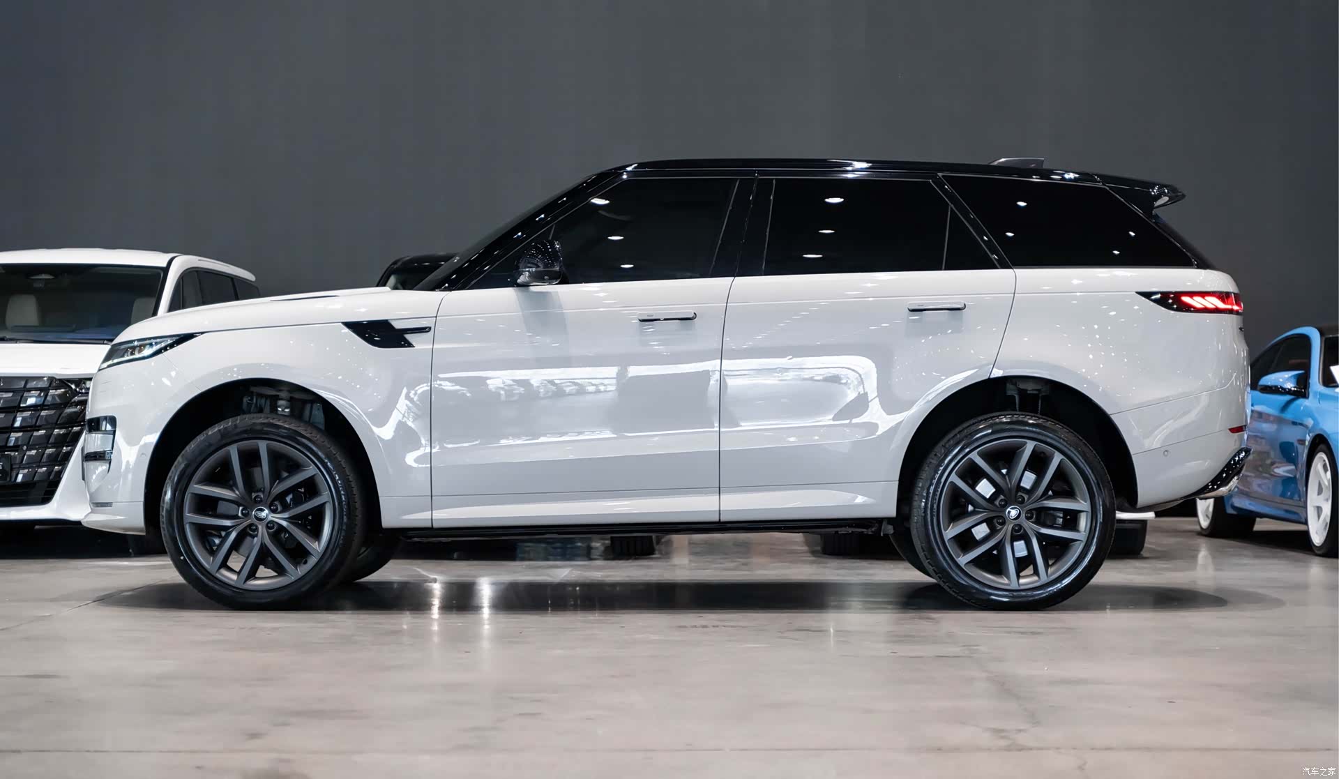 Land Rover Range Rover, 2023 4