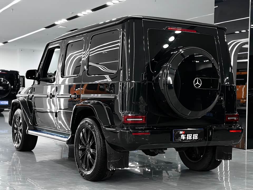 Mercedes-Benz G-class